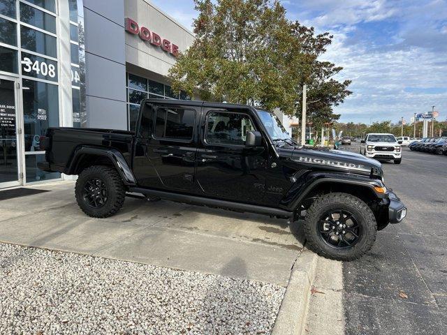 new 2025 Jeep Gladiator car, priced at $46,572