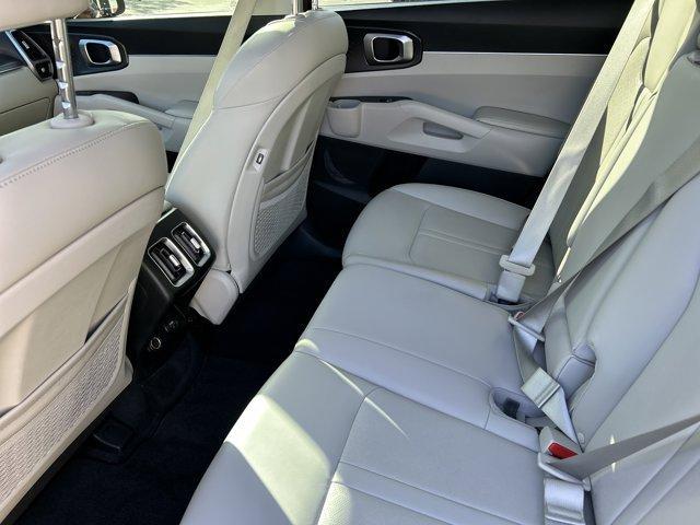 used 2021 Kia Sorento car, priced at $23,891