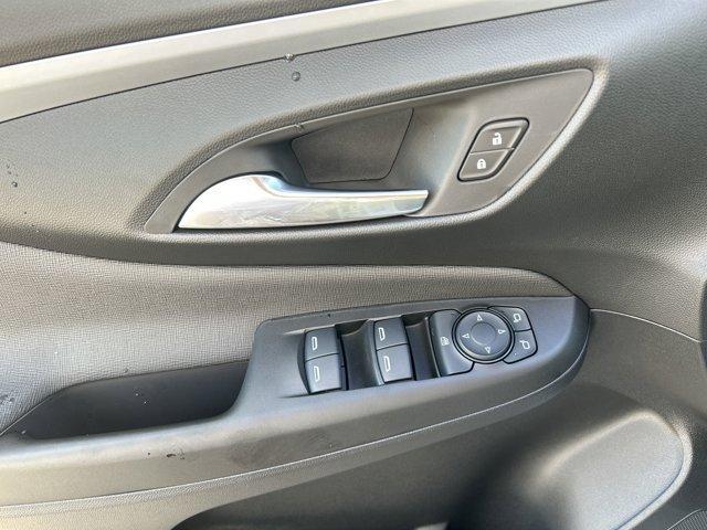 new 2025 Buick Envista car, priced at $22,933