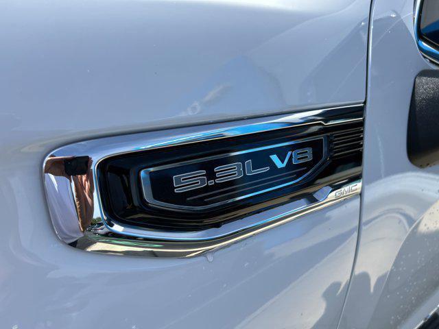 new 2025 GMC Sierra 1500 car, priced at $56,301