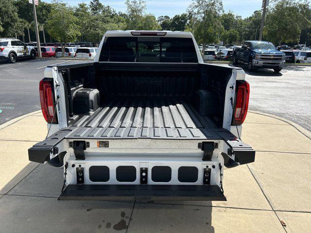new 2025 GMC Sierra 1500 car, priced at $56,301