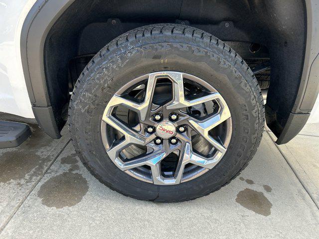 new 2025 GMC Sierra 1500 car, priced at $56,301