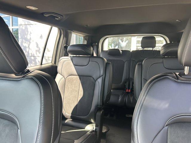 new 2025 Jeep Grand Cherokee L car, priced at $40,190