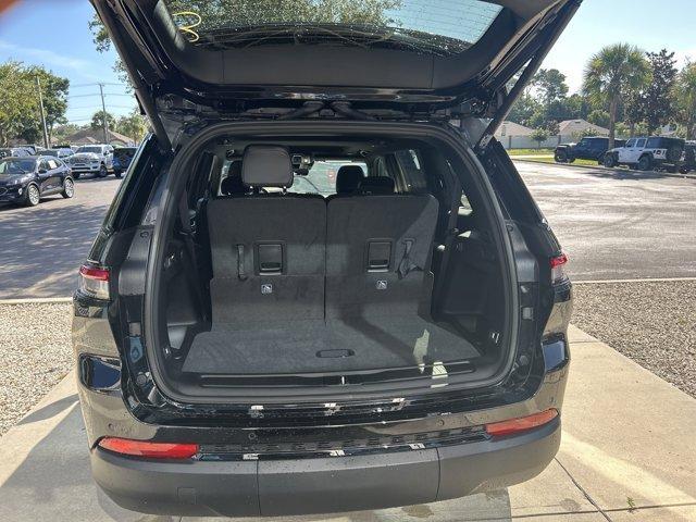 new 2025 Jeep Grand Cherokee L car, priced at $40,190