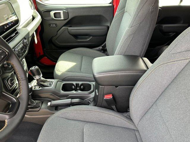 new 2025 Jeep Wrangler car, priced at $40,757
