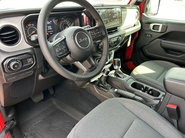 new 2025 Jeep Wrangler car, priced at $40,757