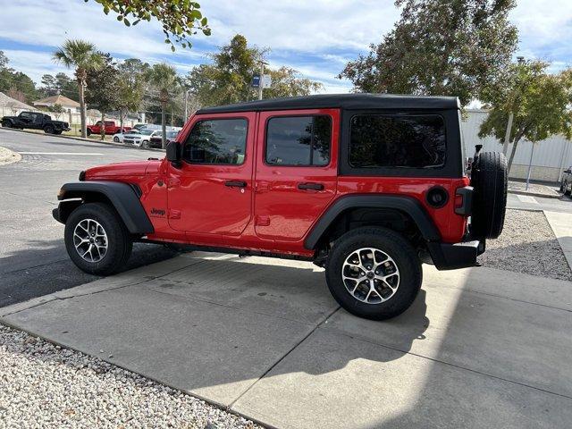 new 2025 Jeep Wrangler car, priced at $40,757