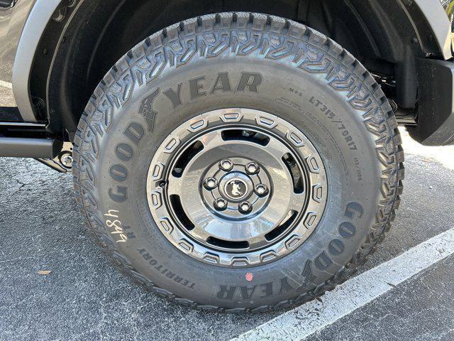 new 2025 Ford Bronco car