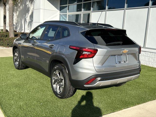 new 2025 Chevrolet Trax car, priced at $23,456