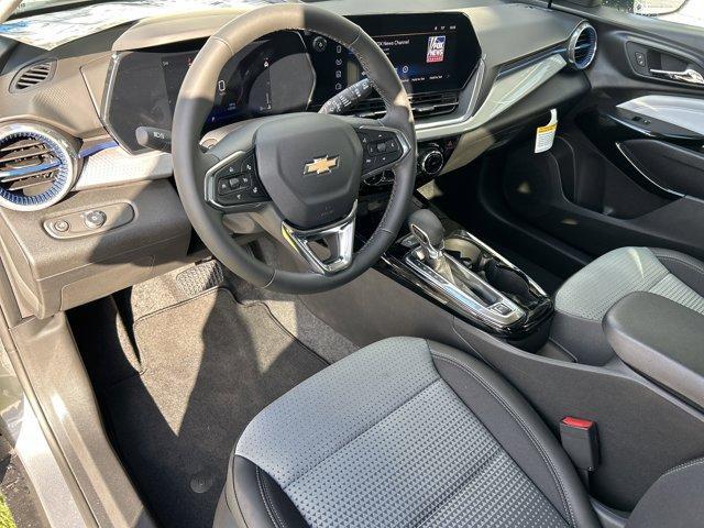 new 2025 Chevrolet Trax car, priced at $23,456