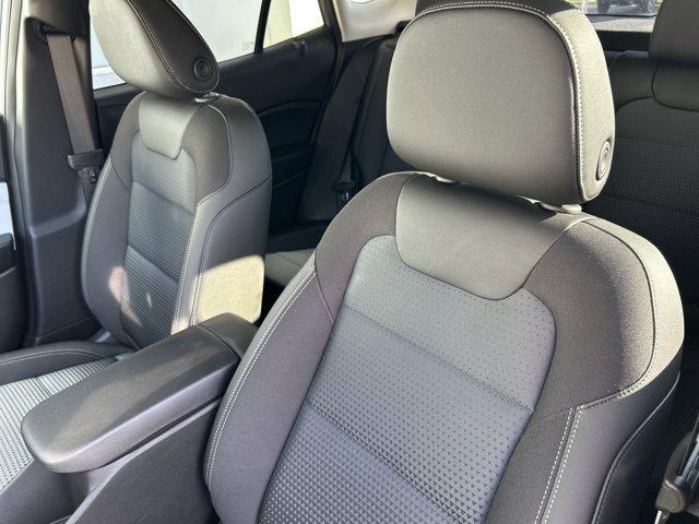 new 2025 Chevrolet Trax car, priced at $23,456