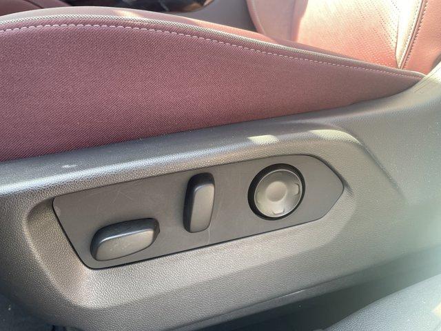 new 2025 Buick Envision car, priced at $41,296