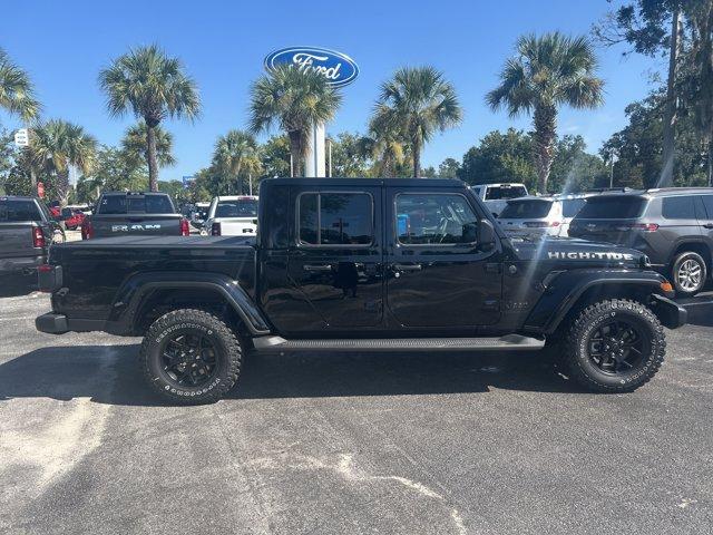 new 2025 Jeep Gladiator car, priced at $48,547
