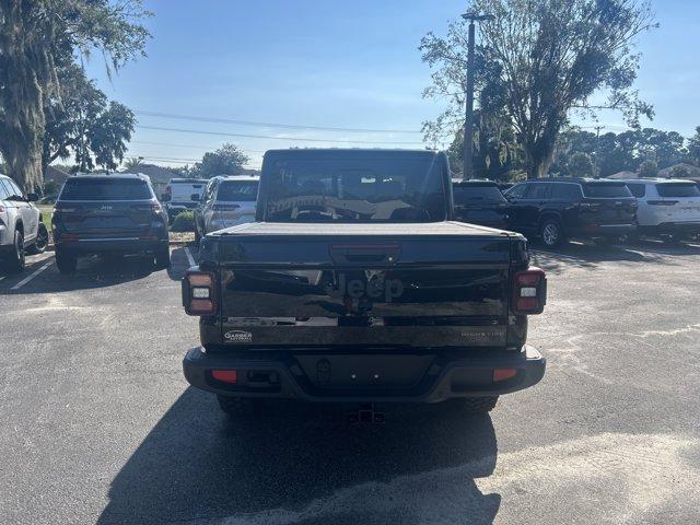new 2025 Jeep Gladiator car, priced at $48,547
