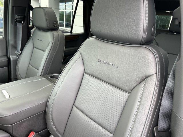 new 2025 GMC Yukon car, priced at $87,898