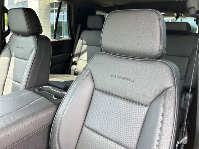 new 2025 GMC Yukon car, priced at $88,038