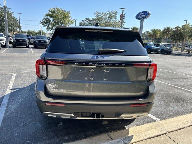 new 2025 Ford Explorer car, priced at $39,975