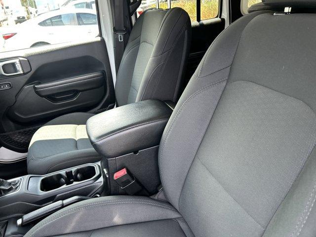 used 2020 Jeep Wrangler Unlimited car, priced at $25,917