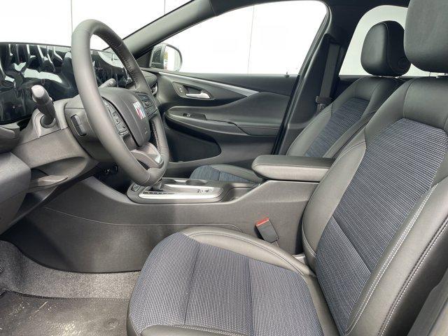 new 2025 Buick Envista car, priced at $24,050