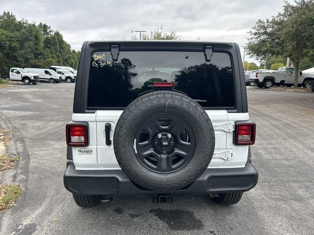 new 2025 Jeep Wrangler car, priced at $41,356