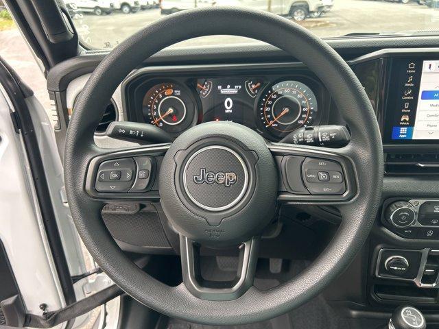 new 2025 Jeep Wrangler car, priced at $41,356