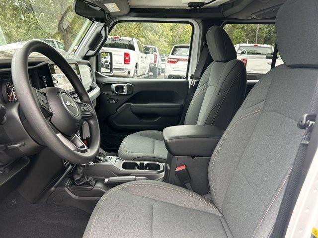 new 2025 Jeep Wrangler car, priced at $41,356