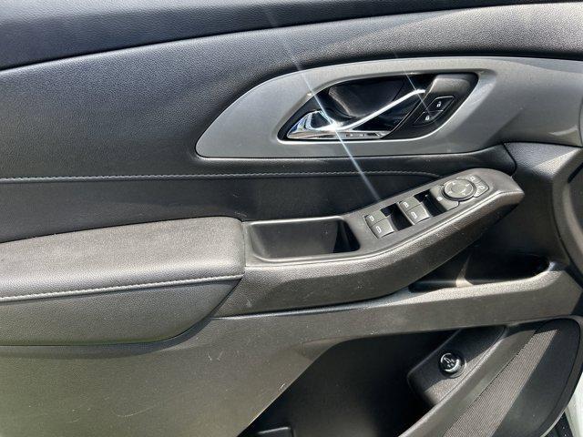 used 2022 Chevrolet Traverse car, priced at $21,891