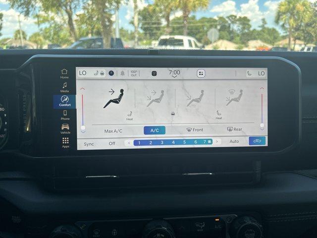 new 2025 Jeep Gladiator car, priced at $46,659