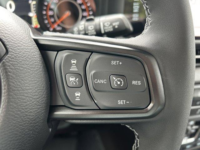 new 2025 Jeep Wrangler car, priced at $46,874