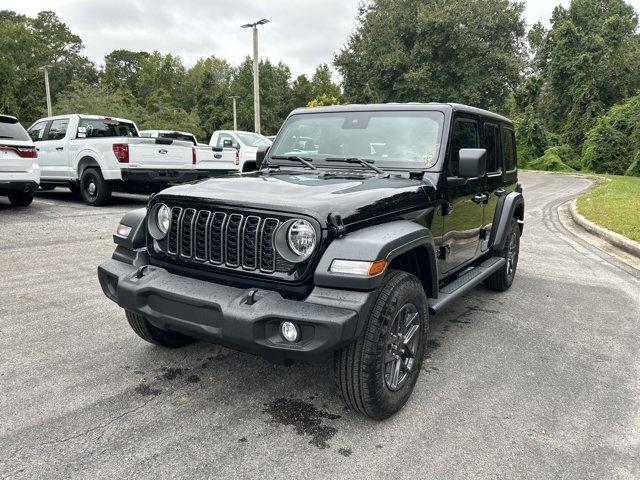 new 2025 Jeep Wrangler car, priced at $46,874
