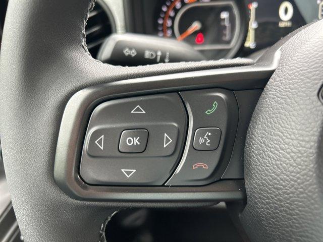 new 2025 Jeep Wrangler car, priced at $45,374