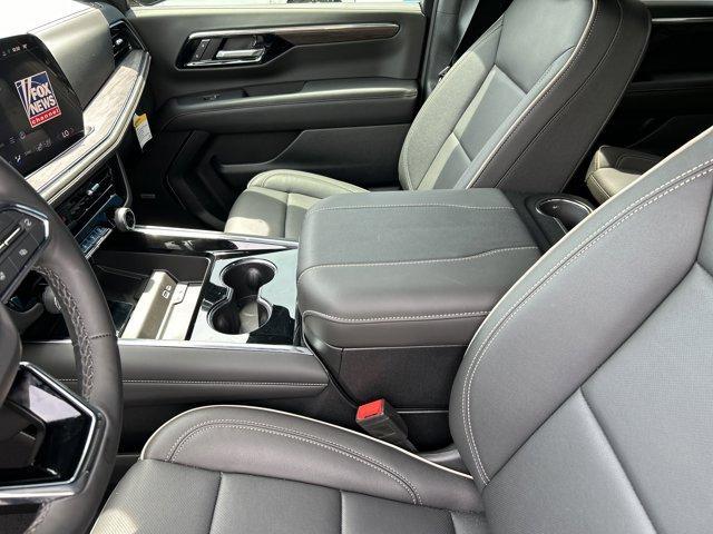 new 2025 Chevrolet Suburban car, priced at $80,943