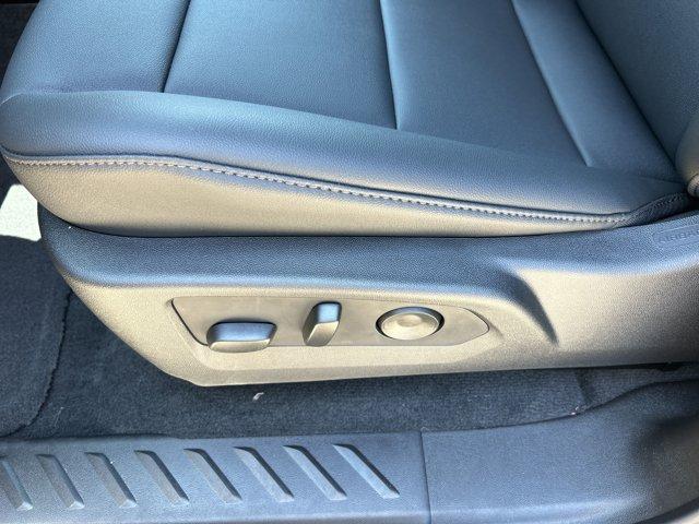 new 2025 Chevrolet Colorado car, priced at $41,069