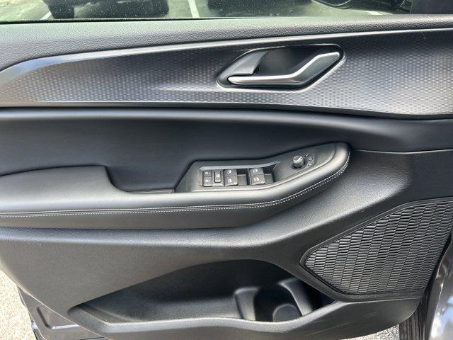 new 2025 Jeep Grand Cherokee car, priced at $40,704