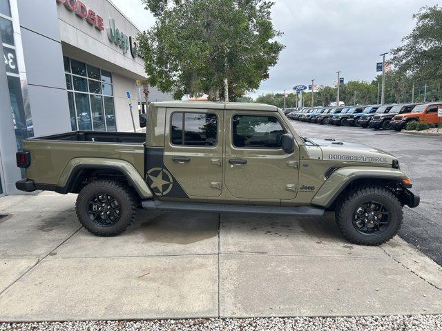 new 2025 Jeep Gladiator car, priced at $49,355