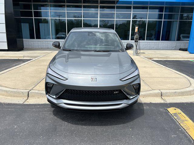 new 2025 Buick Envista car, priced at $28,775