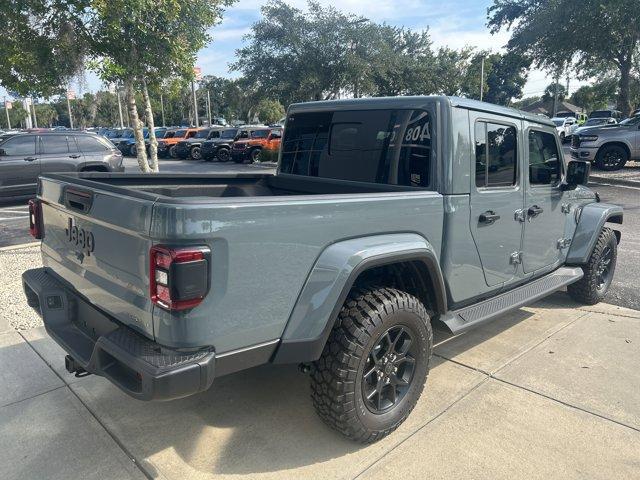 new 2025 Jeep Gladiator car, priced at $48,909