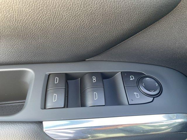 new 2025 Chevrolet Traverse car, priced at $40,445