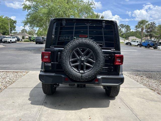 new 2025 Jeep Wrangler car, priced at $52,621
