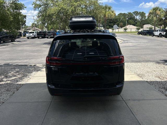 new 2025 Chrysler Pacifica car, priced at $43,567
