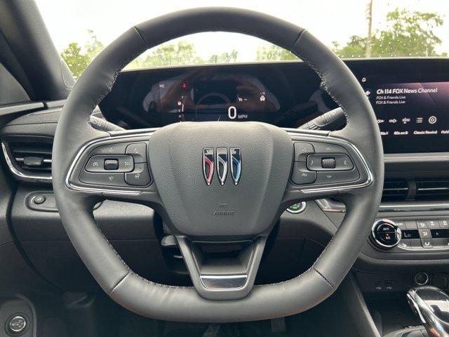 new 2025 Buick Envista car, priced at $26,285