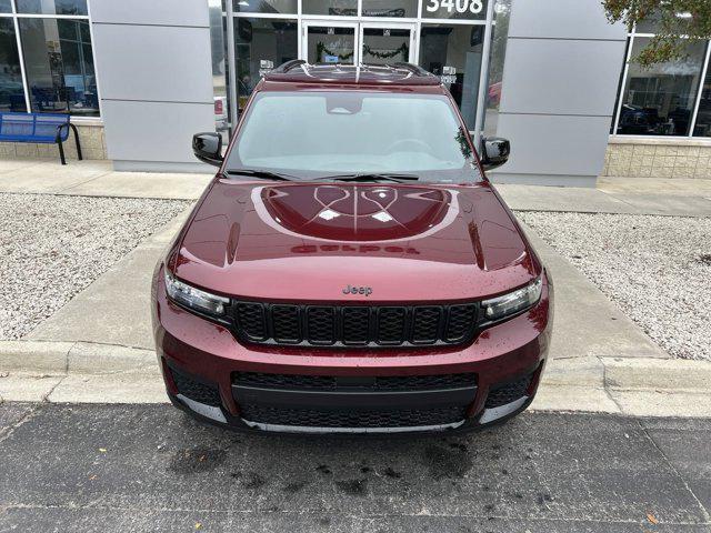 new 2025 Jeep Grand Cherokee L car, priced at $42,000