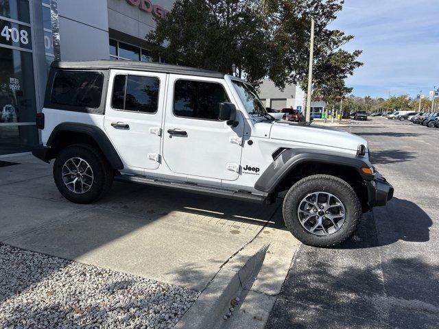 new 2025 Jeep Wrangler car, priced at $45,321