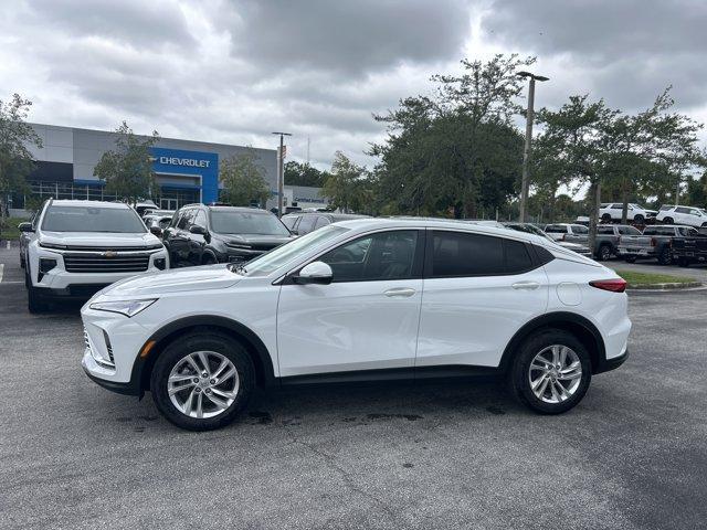 new 2025 Buick Envista car, priced at $24,690