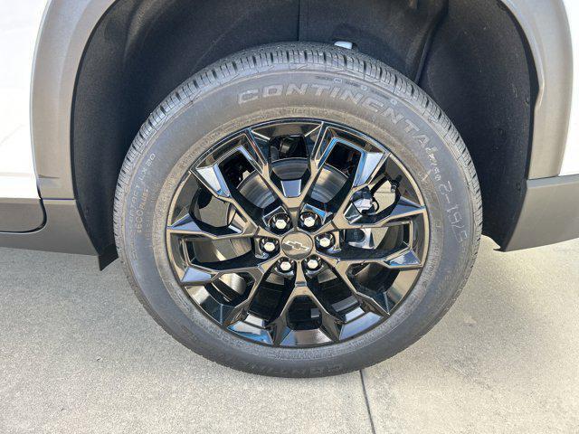 new 2025 Chevrolet Traverse car, priced at $43,847