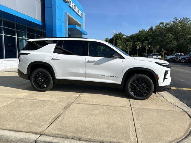 new 2025 Chevrolet Traverse car, priced at $43,847
