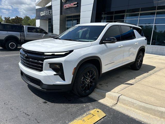 new 2025 Chevrolet Traverse car, priced at $43,230