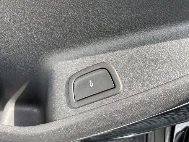new 2025 GMC Acadia car, priced at $44,301