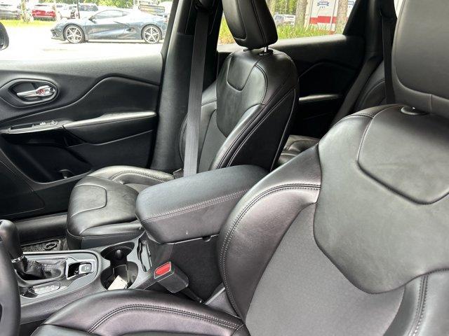 used 2019 Jeep Cherokee car, priced at $22,941