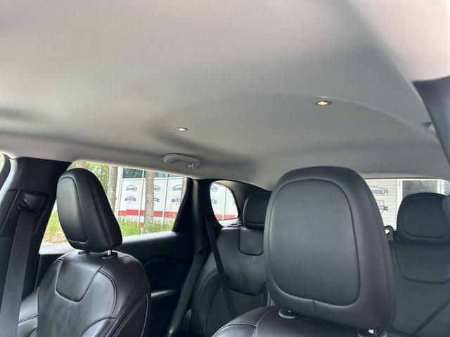 used 2019 Jeep Cherokee car, priced at $22,941